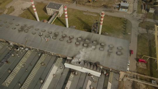 KROSNO: Pożar w hali huty szkła przy ul. Tysiąclecia
