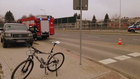 KROSNO: Rowerzysta wjechał wprost pod samochód