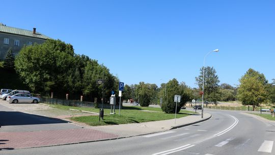 KROSNO: Rusza budowa nowego parkingu i schodów