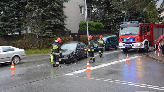 Krosno: Skręcał w lewo, wymusił pierwszeństwo