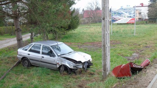 Krosno: Stracił świadomość na drodze, odzyskał ją w rowie