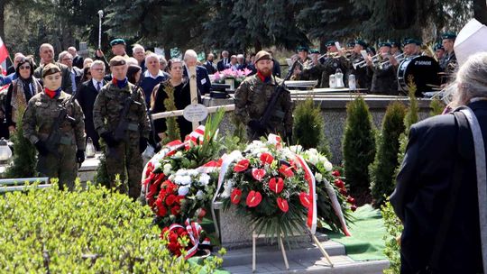 Krosno. Uroczystości pogrzebowe Kazimierza Człowiekowskiego "Niemsta"