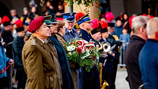 Krosno. Uroczystości z okazji 104. rocznicy odzyskania Niepodległości