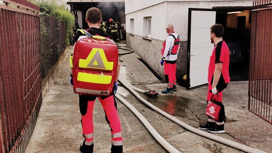 Krosno. W pożarze garażu doznał licznych poparzeń. Teraz potrzebuje wsparcia