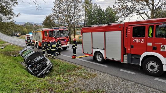 KROSNO: Wjechał do rowu na DK28
