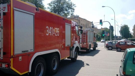 KROSNO: Zadymienie w Biedronce przy Naftowej