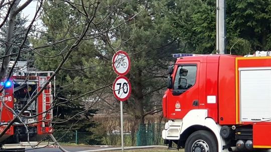 ? Krosno: Zadymienie w drewnianym budynku