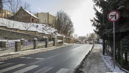 KROSNO: Zakaz skrętu w Zjazdową