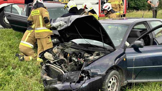 Krosno. Zderzenie Audi i BMW na Białobrzeskiej