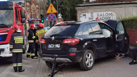 ? Krosno: Zderzenie dwóch samochodów na ul. Podwale [AKTUALIZACJA]