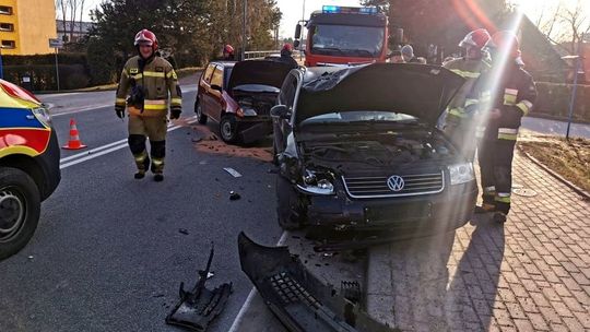 ? Krosno. Zderzenie fiata z volkswagenem
