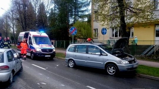 KROSNO: Zderzenie samochodów na prostym odcinku drogi