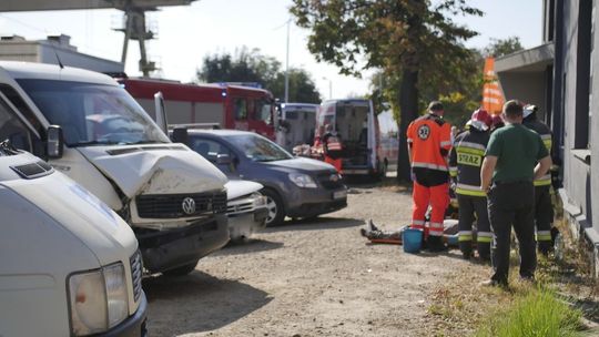 KROSNO: Zderzenie samochodów na skrzyżowaniu Okulickiego i Pużaka