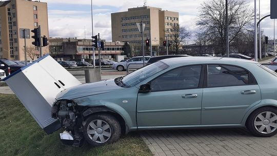 KROSNO: Zderzenie samochodu osobowego i ciężarowego na skrzyżowaniu ulic Podkarpackiej i Lwowskiej