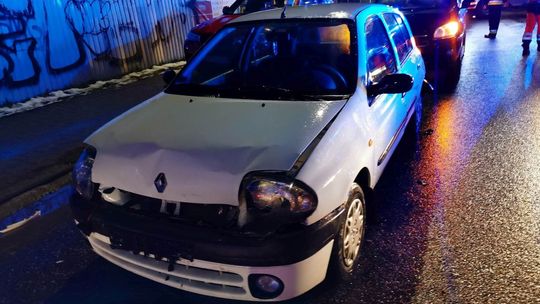 Krosno. Zderzenie toyoty, renault i audi na Krakowskiej