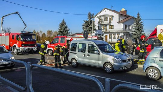 Krosno: Zderzenie trzech samochodów na alei Jana Pawła II