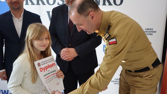 Laureaci etapu powiatowego strażackiego konkursu plastycznego 2025 wyłonieni