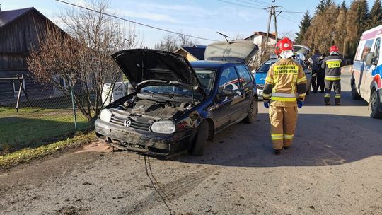 ŁĘKI STRZYŻOWSKIE: Niebezpieczne zdarzenie na łuku drogi