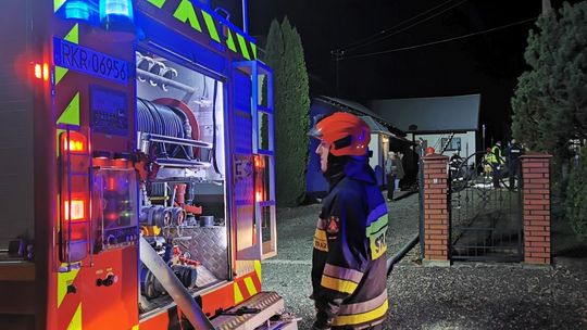 ŁĘKI STRZYŻOWSKIE: Pożar w budynku