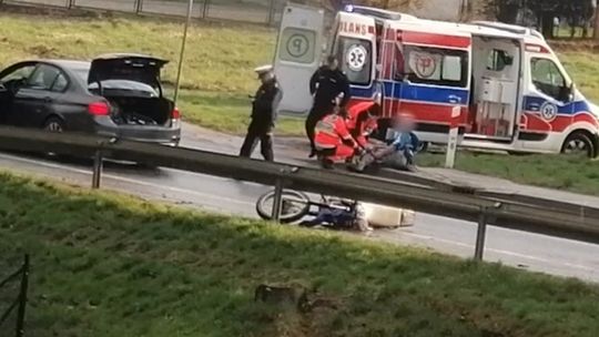 LIPOWICA: 32-letni motocyklista uciekał przed policją. Upadł na mokrej nawierzchni