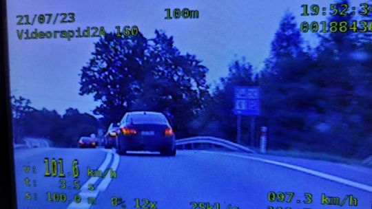 Lipowica/DK19. Bracia ścigali się BMW i Audi. Zobacz nagranie