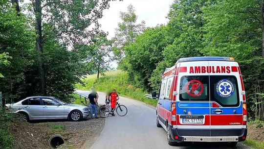 Lubatowa. Zderzenie rowerzysty z BMW [AKTUALIZACJA]