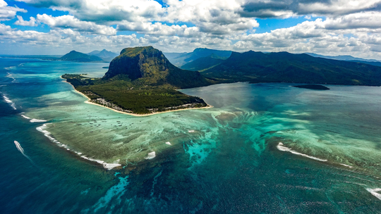 Mauritius poza plażą: wulkany, wodospady i przyrodnicze atrakcje wyspy