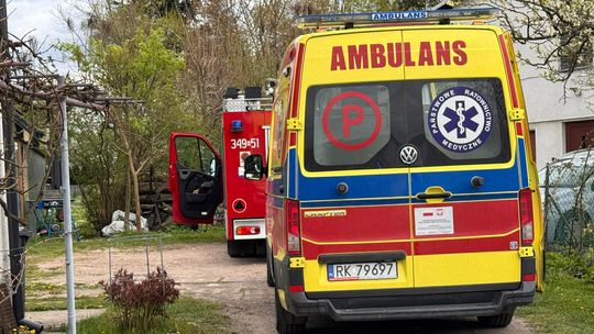 Mężczyzna spadł z dachu domu przy Wincentego Pola