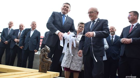 Miejsce Piastowe ma nową przestrzeń dla kultury. Otwarto przebudowany budynek GCKiB