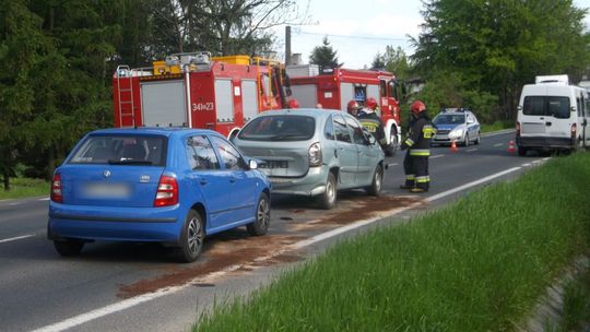 MIEJSCE PIASTOWE: Zderzenie trzech samochodów