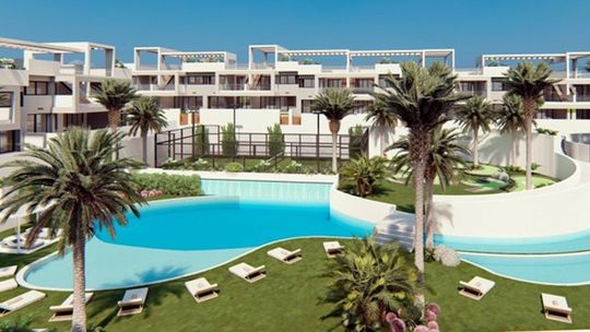 Mieszkania na sprzedaż w Torrevieja – dla kogo to dobry wybór