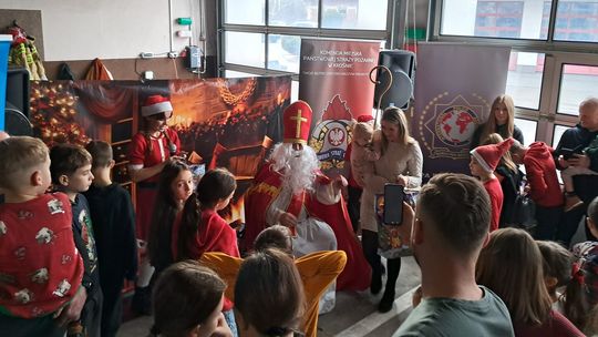 Mikołaj odwiedził Komendę Miejską PSP w Krośnie