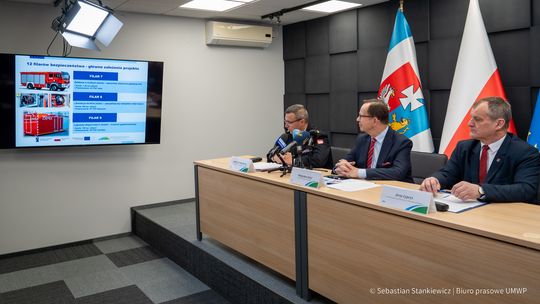 Miliony na wsparcie systemu pożarniczo-gaśniczego na Podkarpaciu. Będzie nowy wóz dla Krosna