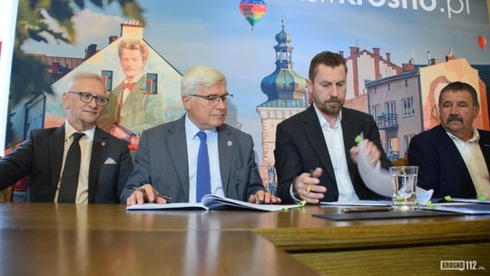 MKS Krosno będzie mieć nowe autobusy elektryczne. Umowa podpisana