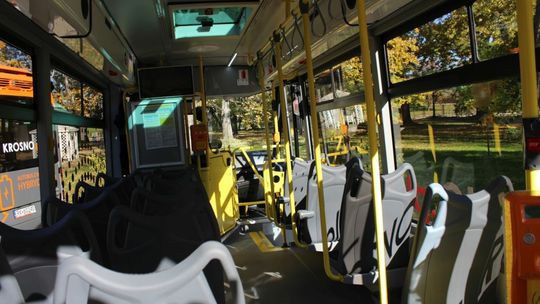 MKS Krosno przypomina. W autobusach palenie e-papierosów jest zabronione