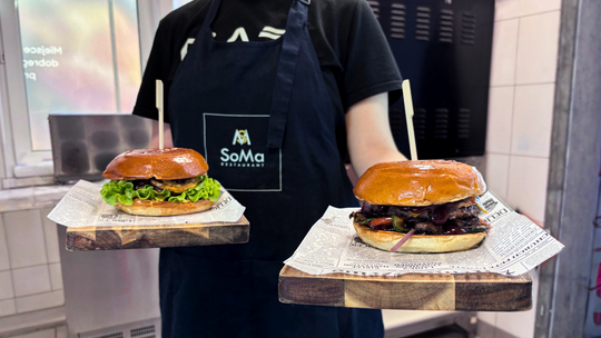 Młodzi właściciele postawili na burgery i własny klimat. SoMa Restaurant rozwija się w Klimkówce