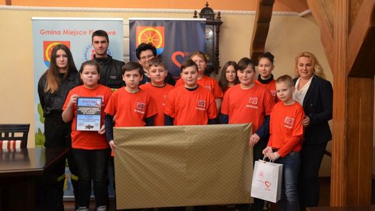 Młodzieżowa Drużyna Pożarnicza OSP Wrocanka zwycięzcą konkursu na śnieżną rzeźbę