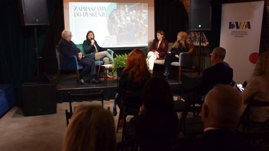Mniej formalności, więcej wsparcia dla kultury. Debata w Krośnie