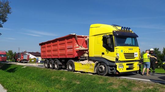 MODERÓWKA: DK28 zablokowana po zderzeniu samochodów