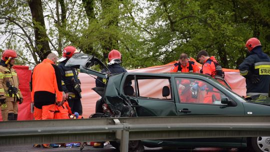 MODERÓWKA: Tragiczne zderzenie aut na DK28. Nie żyje 68-latek
