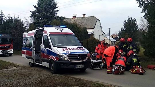 MODERÓWKA: Wypadek z udziałem skutera. Ranna jedna osoba