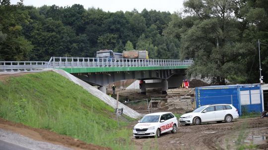 Most nad Jasiołką przeszedł próby obciążeniowe. Zakończenie inwestycji w październiku