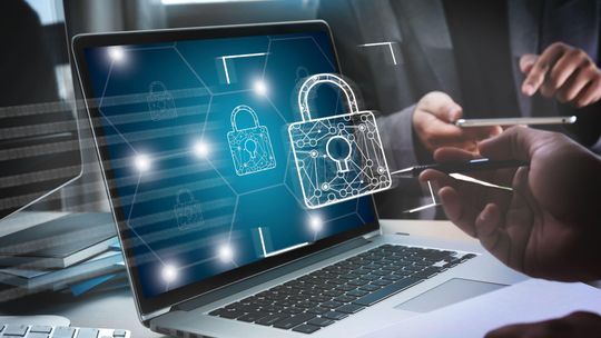 Nie daj się zhakować! Sprawdź, jak zabezpieczyć WordPress