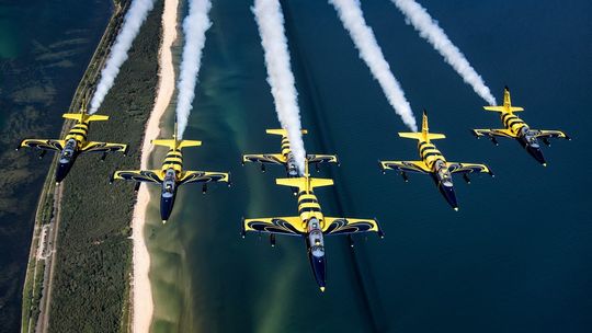 Niebawem na krośnieńskim niebie pokaz odrzutowców Baltic Bees Jet Team!