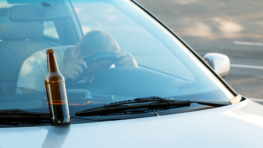 Niebezpieczna jazda w Krośnie. 2,5 promila i zatrzymanie przez dzielnicowego