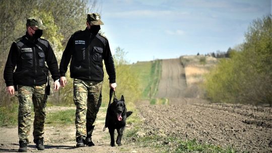 Niemieccy studenci przekroczyli pas graniczny, bo chcieli sobie zrobić zdjęcie na Ukrainie