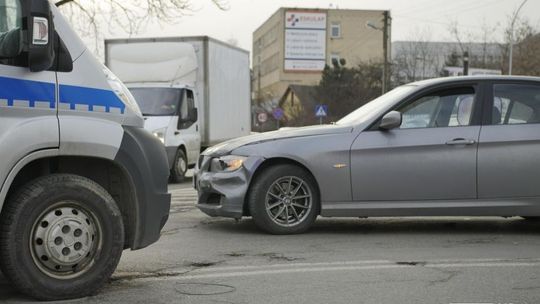 Niespokojne popołudnie na drogach Krosna. Kolizje przy BP i na "Zetce"