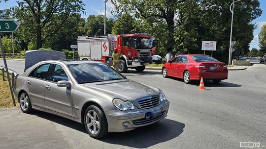 Niespokojnie na drogach Iwonicza i Iwonicza-Zdroju. Potrącenie i kolizja