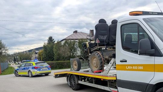 Nietrzeźwy kierowca ciągnika zatrzymany w Iwli