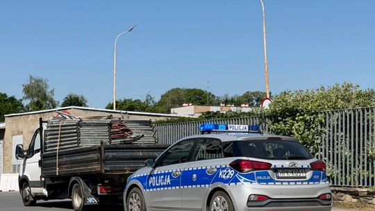 Nietrzeźwy kierowca Iveco zatrzymany blisko komendy policji